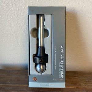 🔷 {3/$20} OUTSET 🍷 Stainless-Steel Wine Vacuum Pump And Stopper